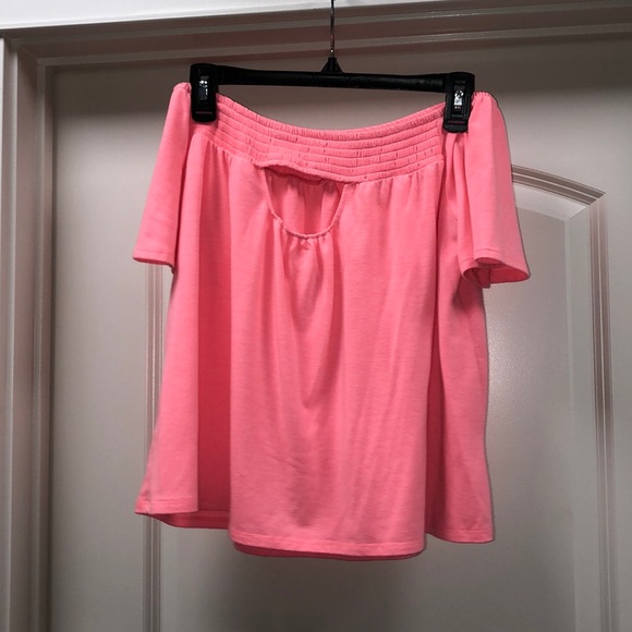 Pink OTS Top! - Picture 3 of 3